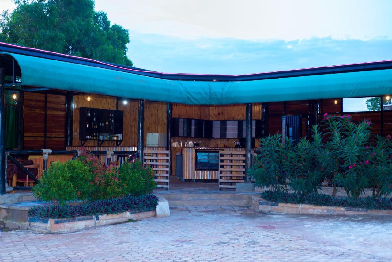 Quality Inn Hotel Kigali Exterior foto